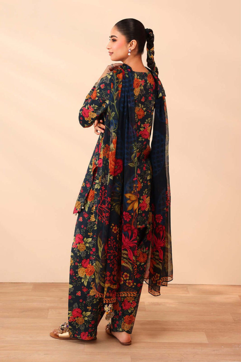 Maria B Digital Printed Lawn 3 Piece Suit with Embroidered Neck & Chiffon Dupatta | Sheikhani Clothing