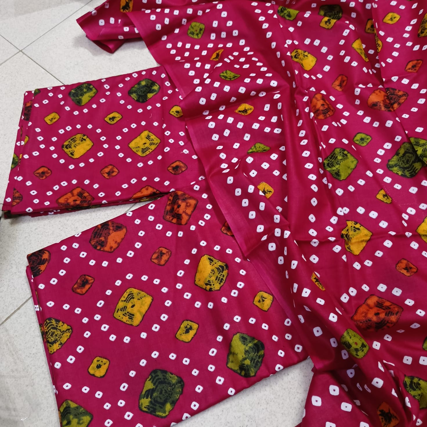 Women's Original Lawn Unstitched 3 Piece Chunri Style Suit – Printed Shirt, Trouser & Dupatta | Sheikhani Clothing